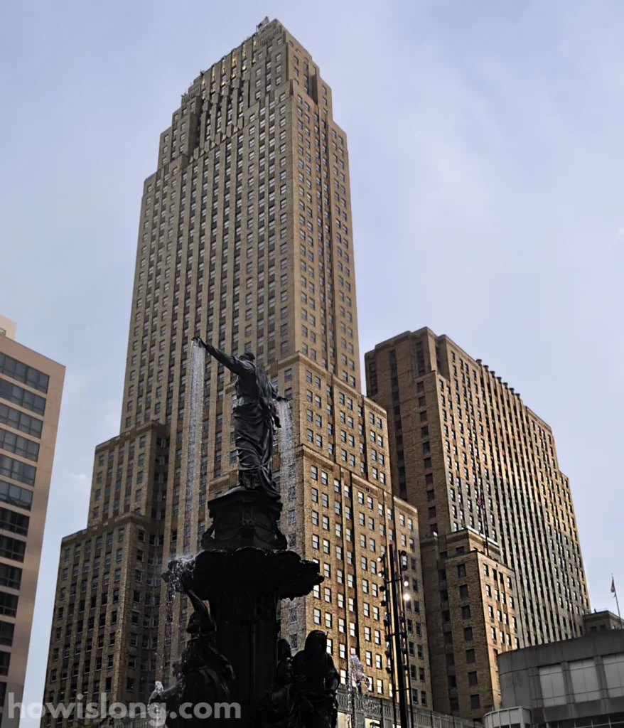 30-story-building-300-feet