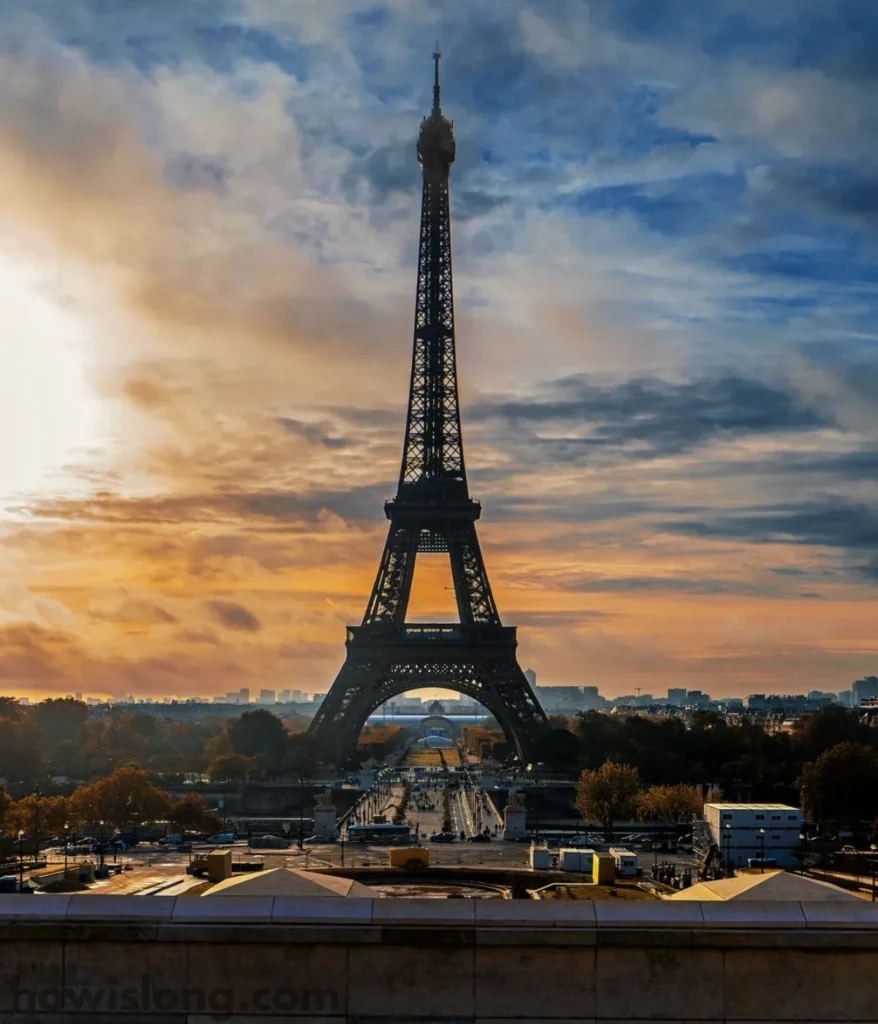 eiffel-tower-500-meters